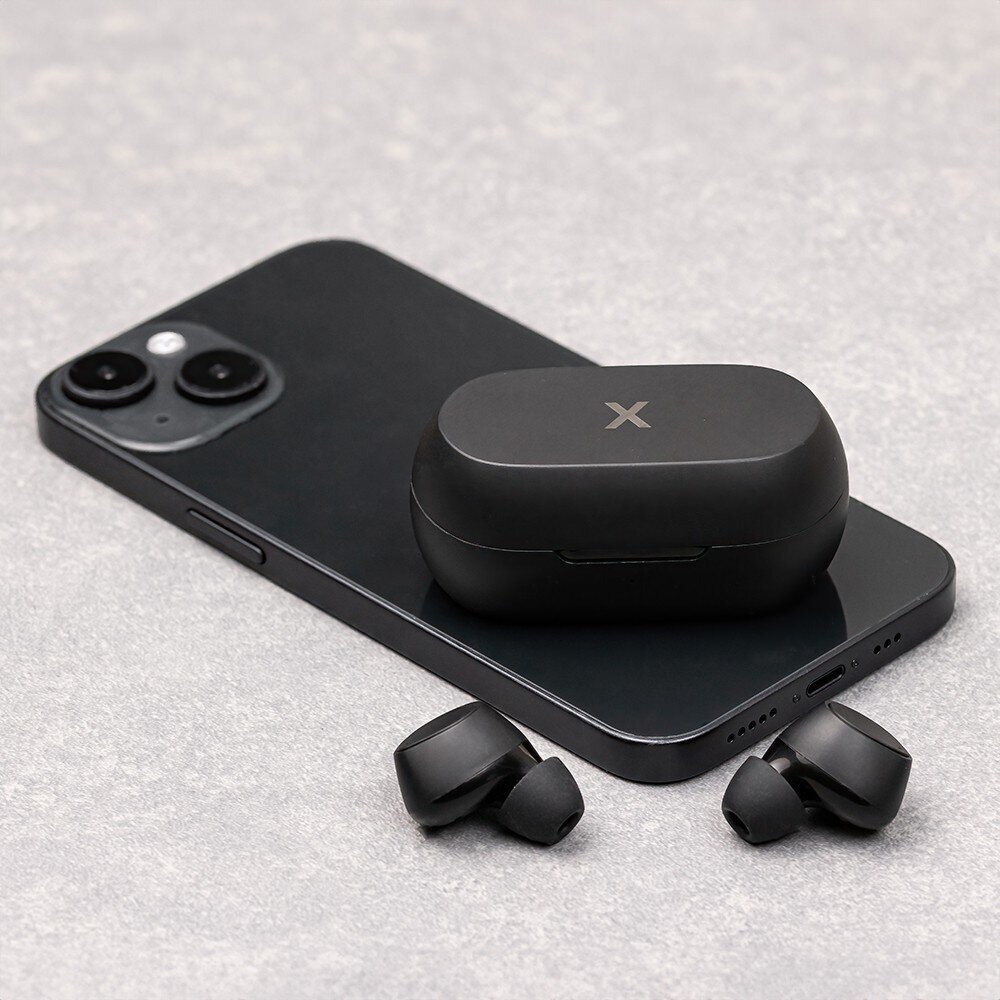 maxlief-bluetooth-draadloze earbuds-oplaadcase-zwart-voorkant-04.jpg